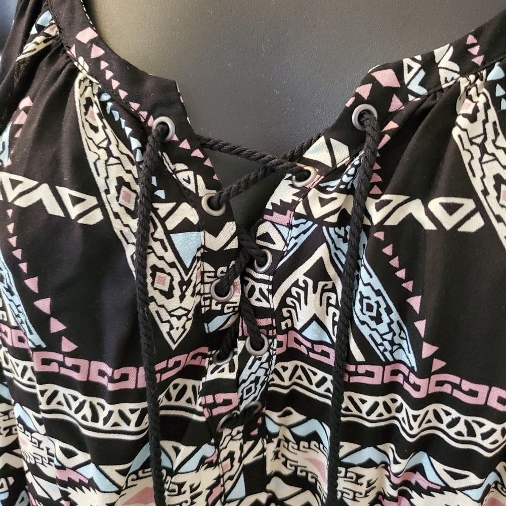 Top - Picture 3 of 3